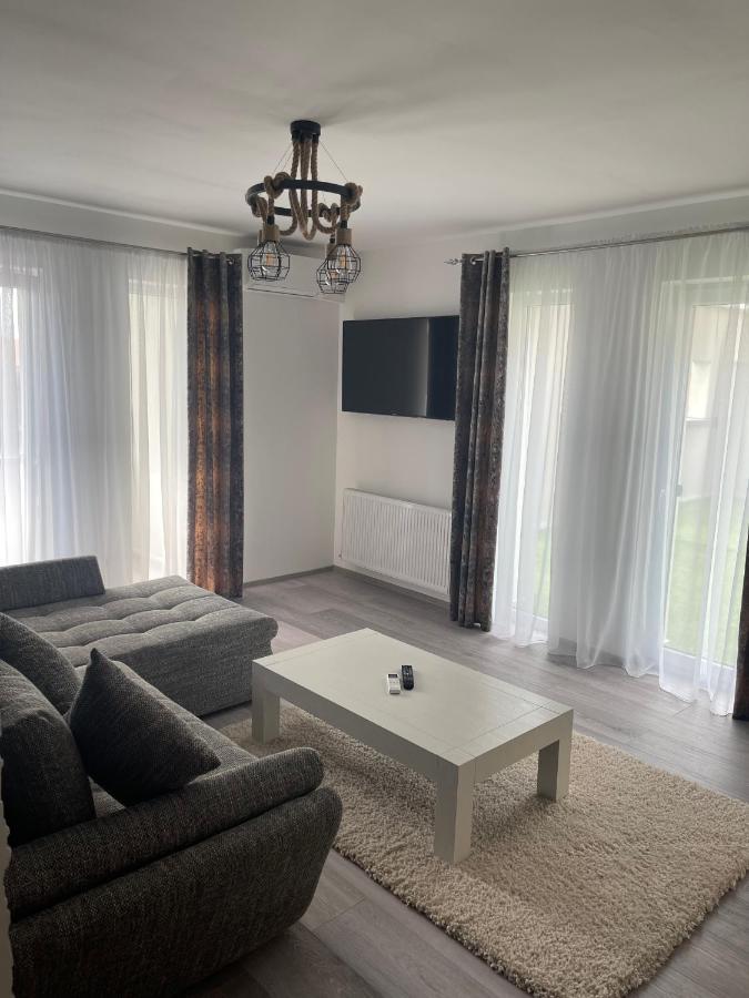 Smiley Deluxe Lägenhet Sibiu Exteriör bild